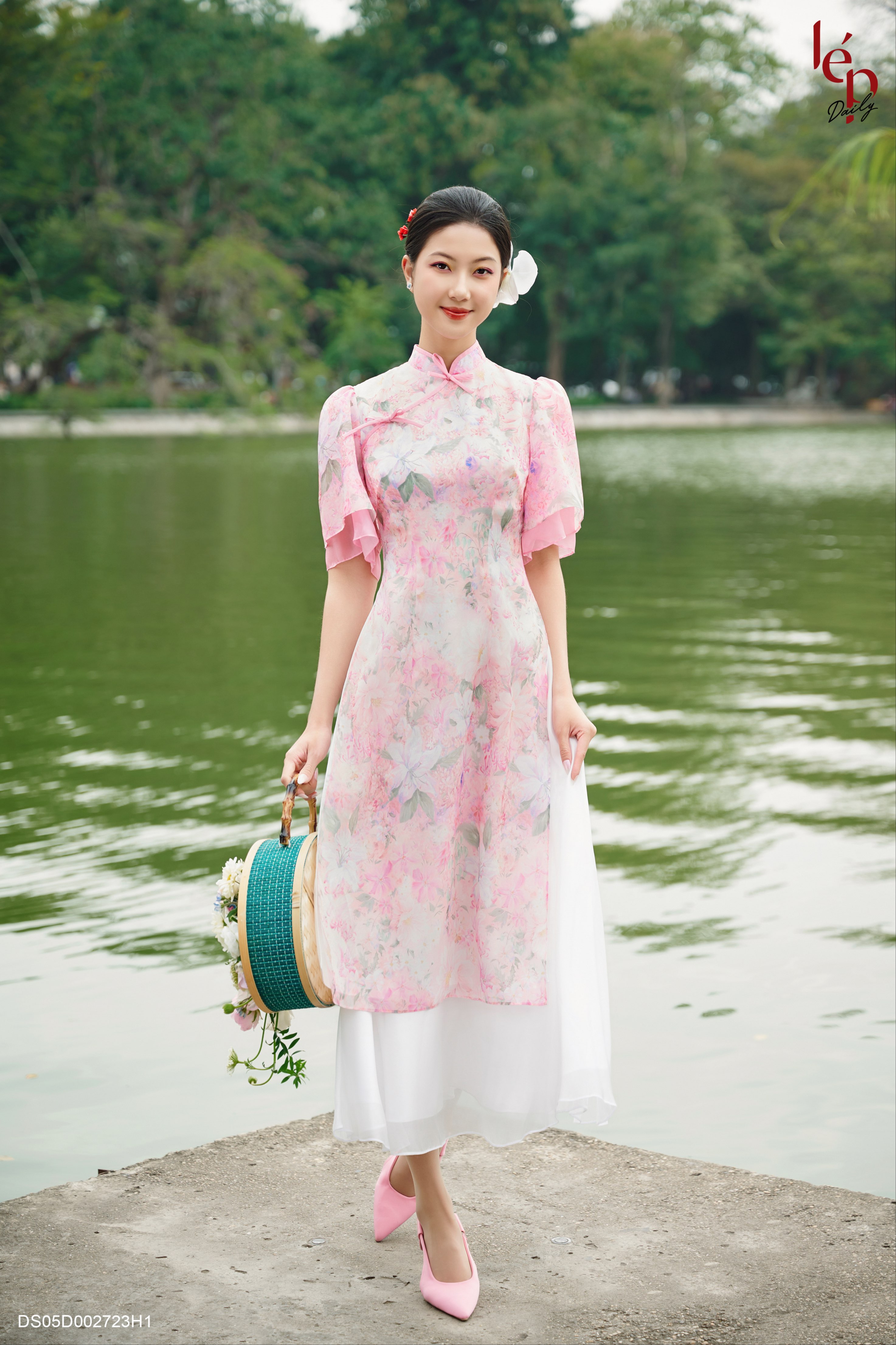 Áo dài cách tân Đỏ Vàng Hồng thêu hoa kèm chân váy mặc Tết 2024 | Shopee Việt  Nam